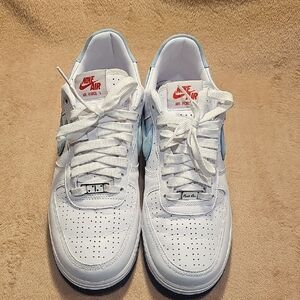 Nike Air Force 1 PR Day